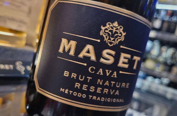 CAVA MASET BRUT NATURE RESERVA HISZPAŃSKIE WINO MUSUJĄCE WYTRAWNE